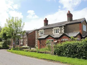 3 bedroom accommodation in Burscough, near Southport - Image 5