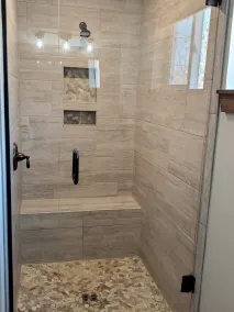 Remodeled Private Waterfront Cottage, Pet Friendly, with dock in Osage Beach! - Image 2