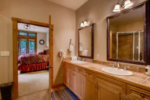 Luxury 3br Ski In-out /firepit, Pool, Sauna 3 Bedroom Condo by RedAwning - Image 5