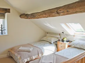 2 chambres à coucher à Almondbury - Image 4