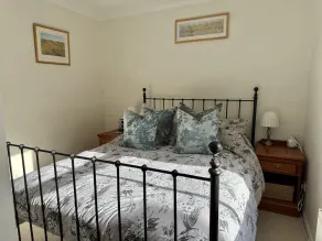 Cosy apartment near the beach in Deal - Image 4