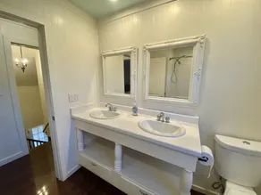 Charming Spacious Country Home 15 min from Logan. - Image 4