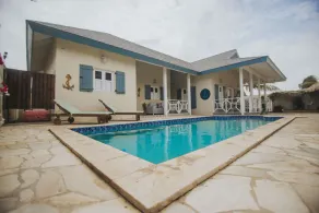 4 Villa Resort with Pool and Minutes from the Beach - Image 4