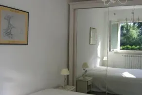 Charmig luftkonditionerad lägenhet med 2 rum intill ett stenhus - Image 5