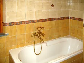 Herrliche Wohnung in einem Ferienhaus mit  W-LAN, privatem Pool, TV, Terrasse, Panoramablick - Image 2