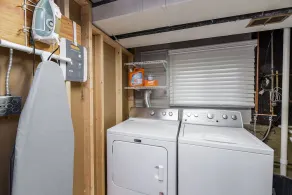 Entire House! Sleeps 6-Cozy, Clean & Well-Stocked  - Image 4