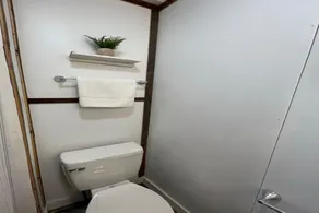 Cozy modern style home, sleep 8, all the amenities of home.  - Image 2