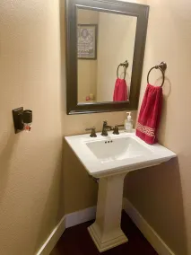 Beaverton OR, Four Season Area! Cozy, 3 bedrooms, near everything! Pets Friendly - Image 5