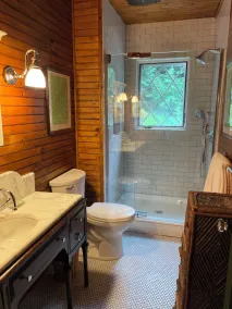 Classic Great Camp Carriage House - Image 3