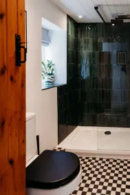 Luxury Home in the Heart of Cotswolds - Image 2