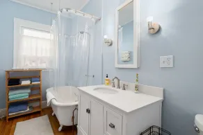 BIG First floor 3 bedroom in the East End, close to ocean, parks, and downtown. - Image 2