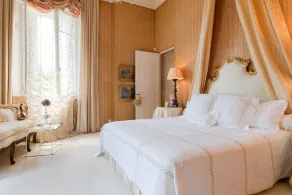 Imperial Villa \"Chateau Algarve\" in Cap d'Antibes - Image 5
