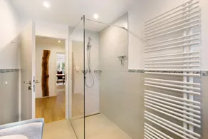 Spacious Holiday Apartment Maja - Image 3