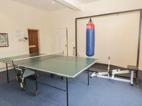 RICHMOND HALL, family friendly, luxury holiday cottage in St Asaph - Image 2
