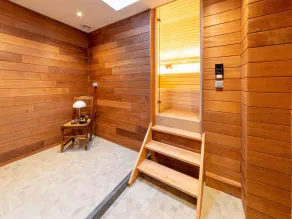 Rustic Bohon family retreat - Image 2