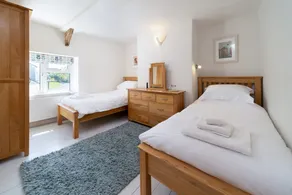 3-Bedroom Countryside Cottage Close to North Devon's Beaches and Exmoor, with onsite games room - Image 5