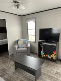 Vine Ridge Resort - 3 bedroom 1 bathroom cottage - Image 2
