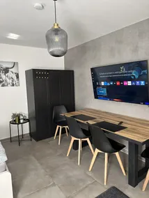 Appartamento 'Apartement Kingsize' con terrazza condivisa e Wi-Fi - Image 2