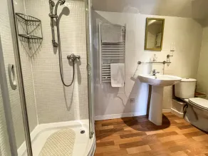 Alojamiento de 1 habitaciones en North Newton - Image 3