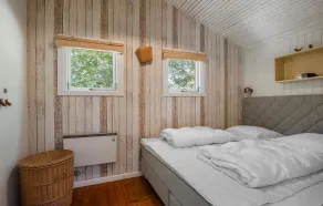 3 Bedroom Stunning Home In Vig - Image 5