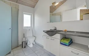Stunning home in Haderslev with 3 Bedrooms and WiFi - Image 3