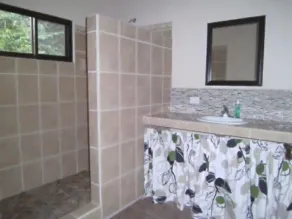 Spacious family friendly home centrally located in the heart of Manuel Antonio - Image 3