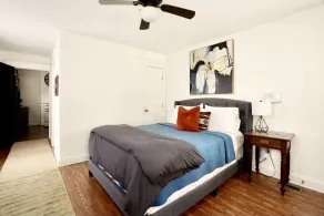 Highlands Three Bedroom House - Walk to Restaurants and Bars! - Image 5