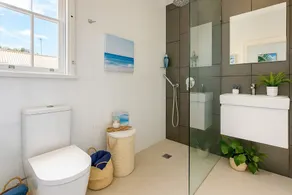 3BR Retro Escape ICC & Darling Harbour - Image 4