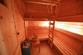 Pleasant detached chalet with sauna near Durbuy - Image 2