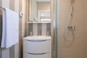 Villa with swimming pool, 500 m from the sea, TOP LOCATION, barbecue, washing machine, dishwasher - Image 5
