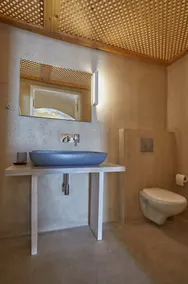OIA CELLARS - Image 4