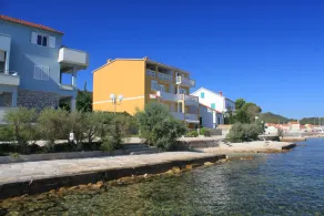 One bedroom apartment near beach Preko, Ugljan (A-8384-d) - Image 4