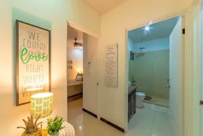 Casa Azul· Stylish Home Steps from the Beach - Image 3