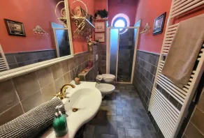 Toskansk lanthus i Garfagnana, privat pool, utsikt och alpackor – 8 bäddar.WIFI. - Image 4