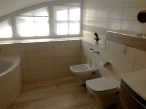Bright, comfortable semi-detached house with 3 bathrooms! - Image 3