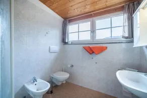 Ferienwohnung \"Lingerhof - Arnika\" mit Bergblick, Balkon und WLAN - Image 3