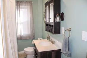 Spacious Farmhouse Near Red River Gorge Sleeps 12 - Image 5
