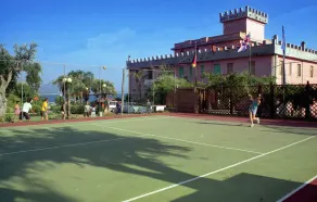Hotel Hydra Club - Image 3