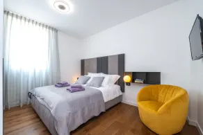 Saint Blaise Luxury Suite - Image 5