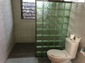 Villa con piscina privata, giardino molto tranquillo, bellissimo, molto vicino alla spiaggia. - Image 2