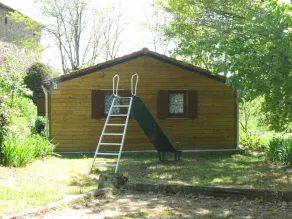 SONDERANGEBOT Juli und August Kleines Holzchalet im Herzen der Ardèche - Image 2