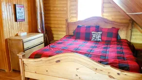 Chalet en Rondins de Bois Avec lac Privé - Image 5