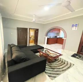 Lovely One Bedroom Apartment - Image 5