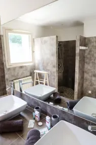 Luberon, charmerende hus med privat pool, 3 soveværelser, 2 badeværelser, udsigt, stille, ikke isoleret - Image 3