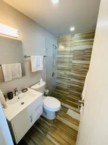 BEACH FRONT 15th Floor Studio w/ POOL & PARKING @ PLAYA AZUL 2 - Image 4