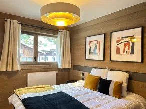 Luxury Apartment in Village Center with Modern Amenities - Image 4