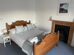 Fabulous 2 Bed Cottage - Outstanding Sea Views - Image 4