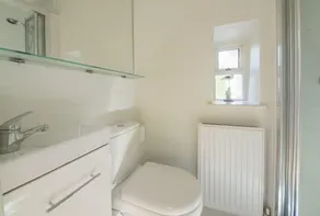 Fabulöst rymligt och ganska lyxigt boende för fyra - Image 3