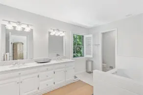 New To Market Farm House in Water Mill - Image 2