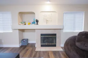 Centrally located, 4 BR family friendly in Folsom - Image 3
